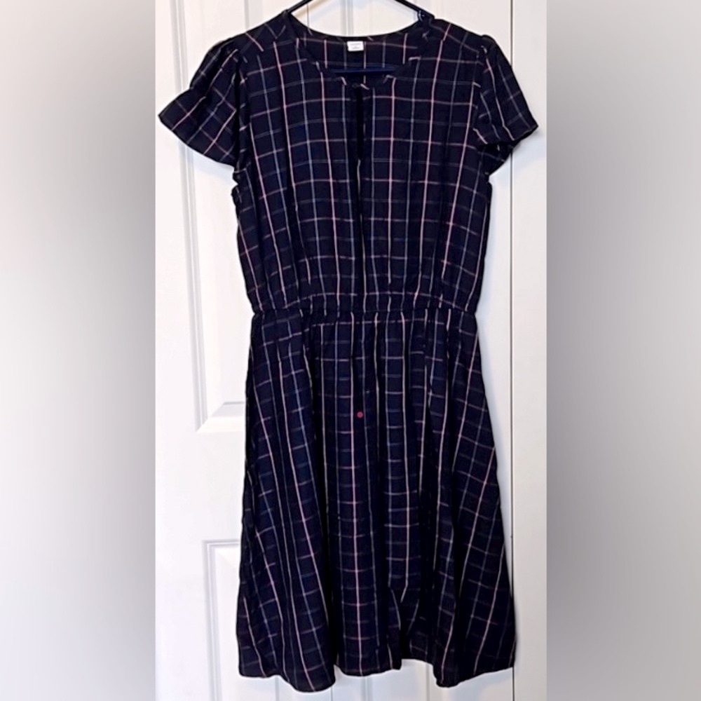 Old Navy Dark Blue and Pink Checkered Top